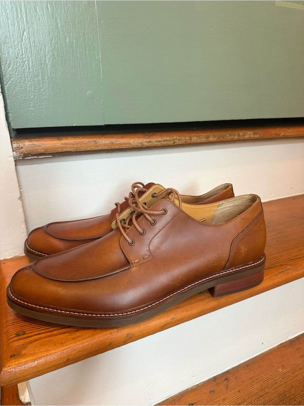 Sperry Men's Gold Cup Classic Leather Lace-Up Oxfords in Brown size 13